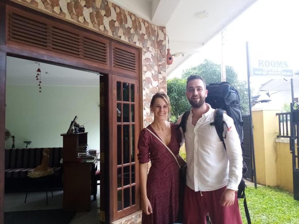 The City Tourist Hotel Anuradhapura Exterior photo